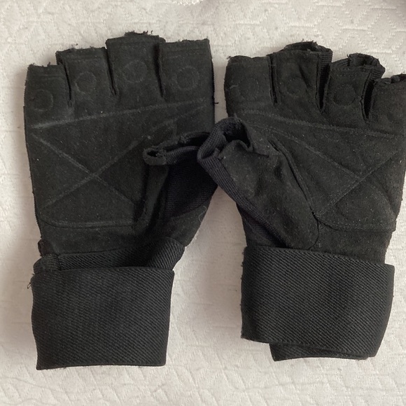Tipless gloves - Picture 2 of 2